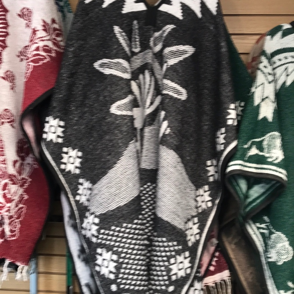 PONCHOS - Picture 7 of 16